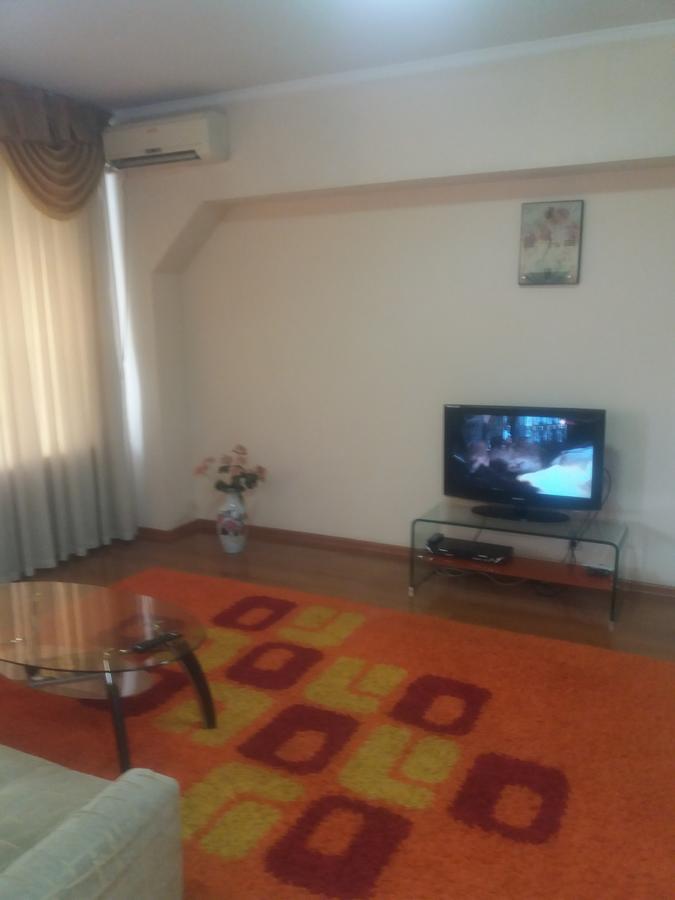 Flat Apartment *